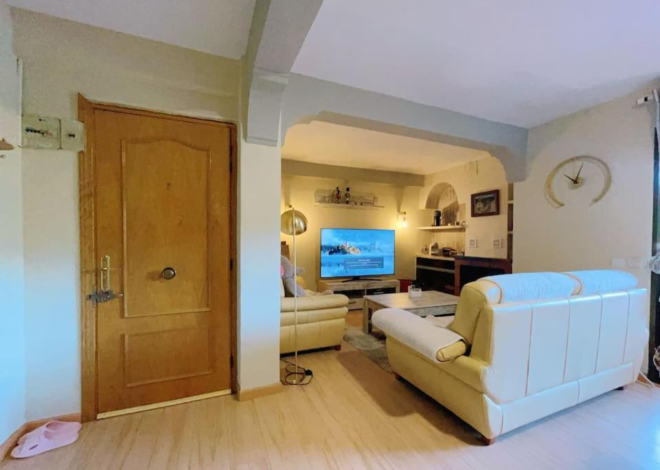 Apartamento De Lujo Vergel Suite San Martín de Valdeiglesias エクステリア 写真